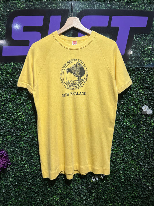 80s New Zealand Biggest Kiwi Sweat Shirt. Size M/L