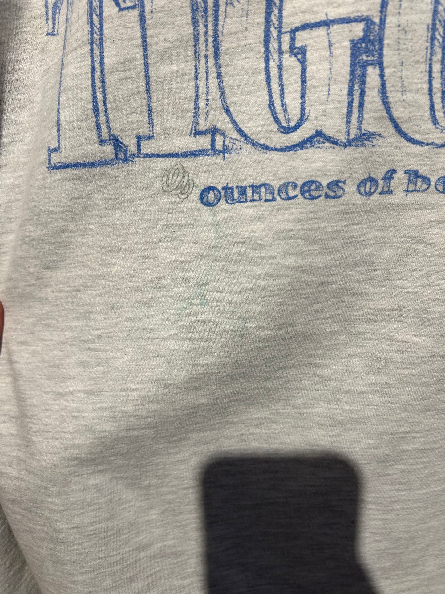 Vintage Tigger Ounces Of Bounces T-Shirt. Size XL