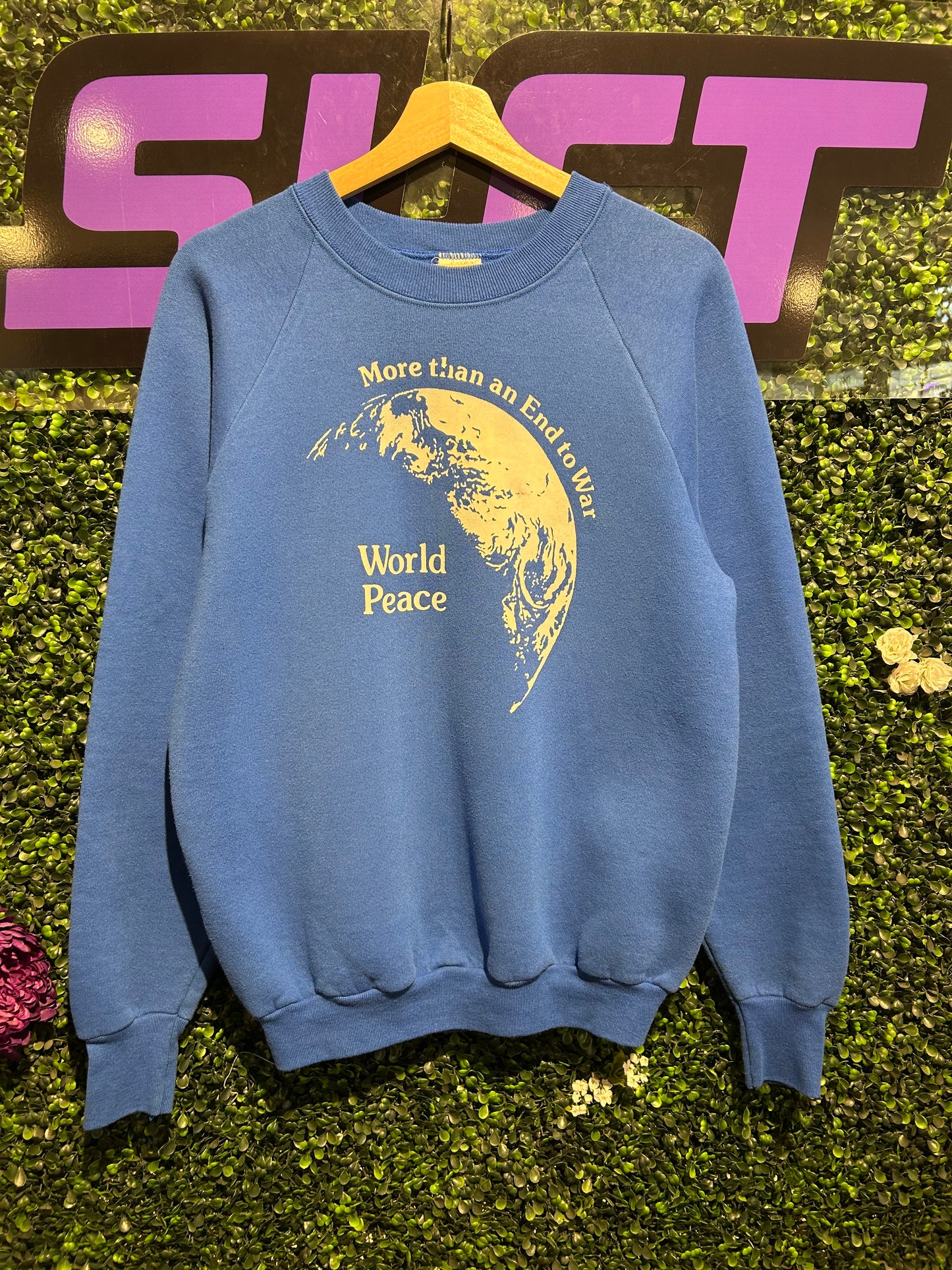 80s World Peace Crewneck. Size M/L