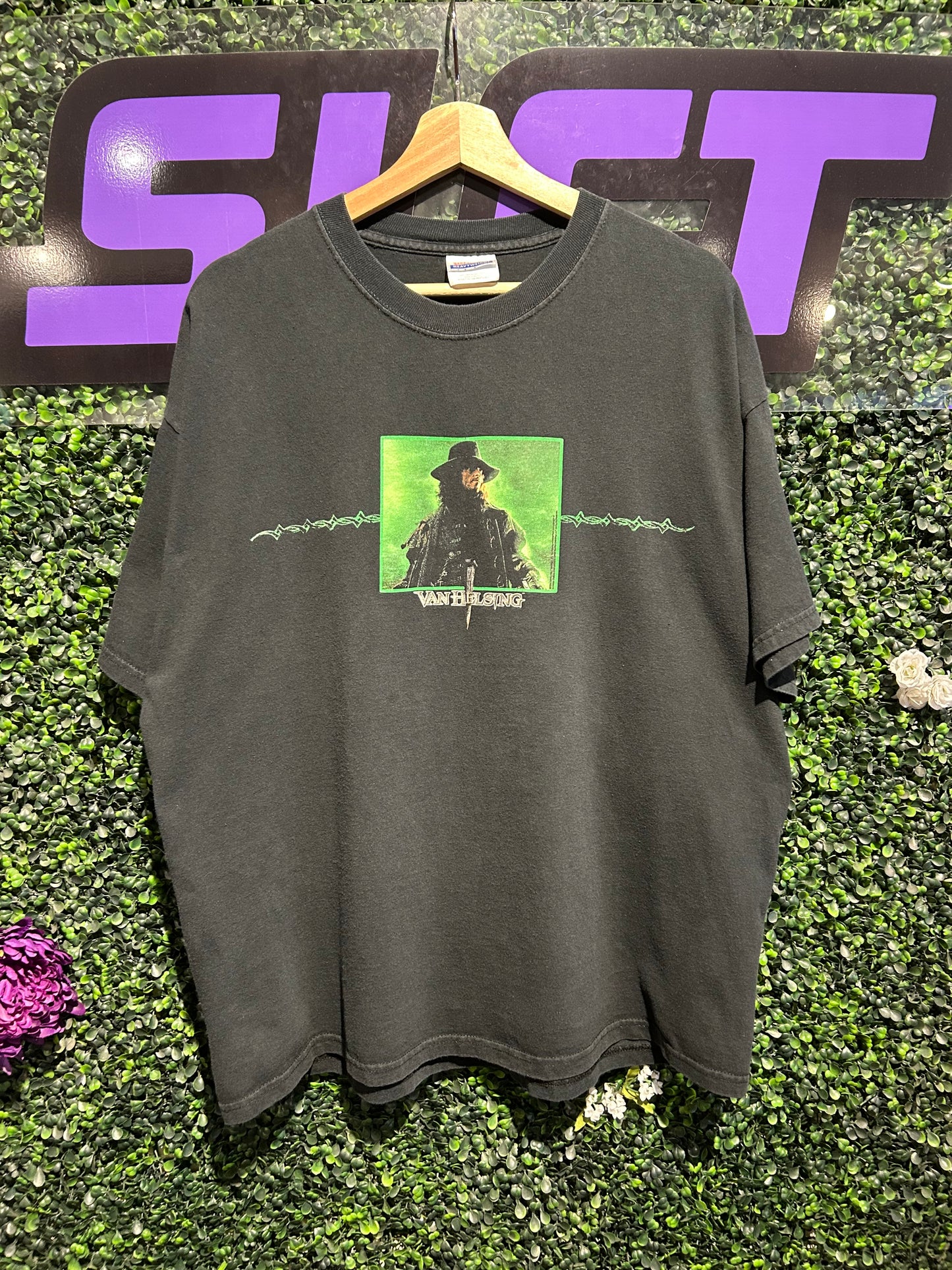 2004 Van Helsing Movie-Promo T-Shirt. Size L/XL
