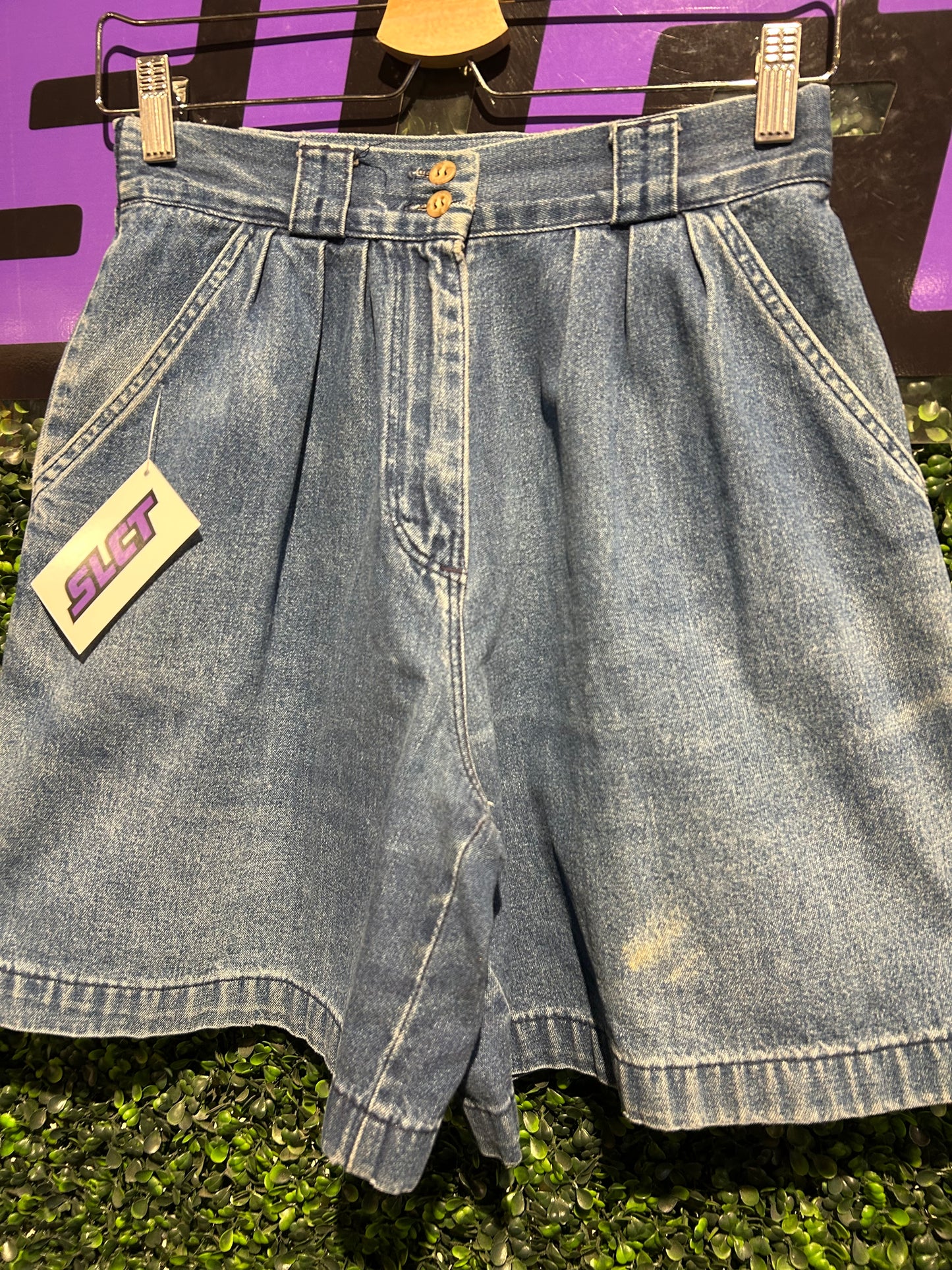 Vintage Denim Pleated Shorts. 27” Waist