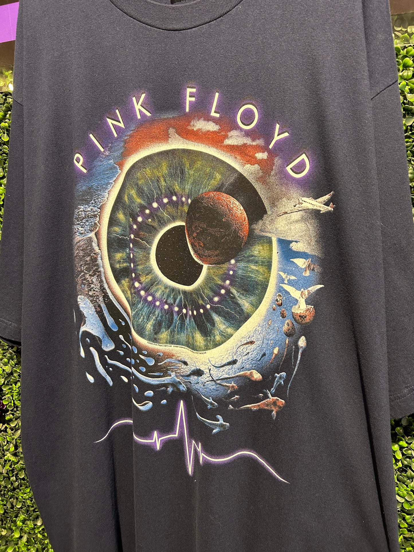 2005 Pink Floyd Liquid Blue T-Shirt. Size 3XL