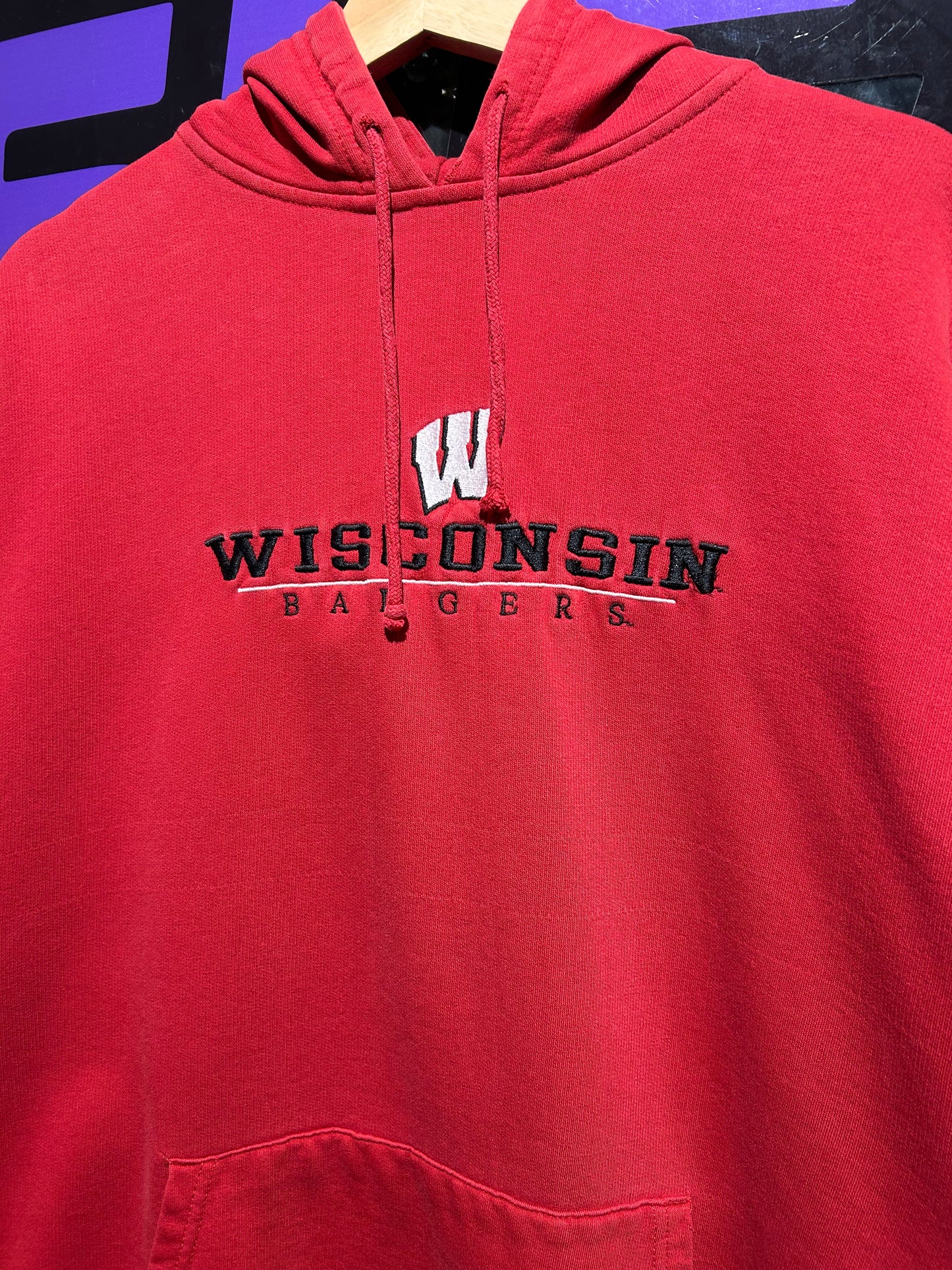 Vintage Wisconsin Badgers Hoodie. Size Large