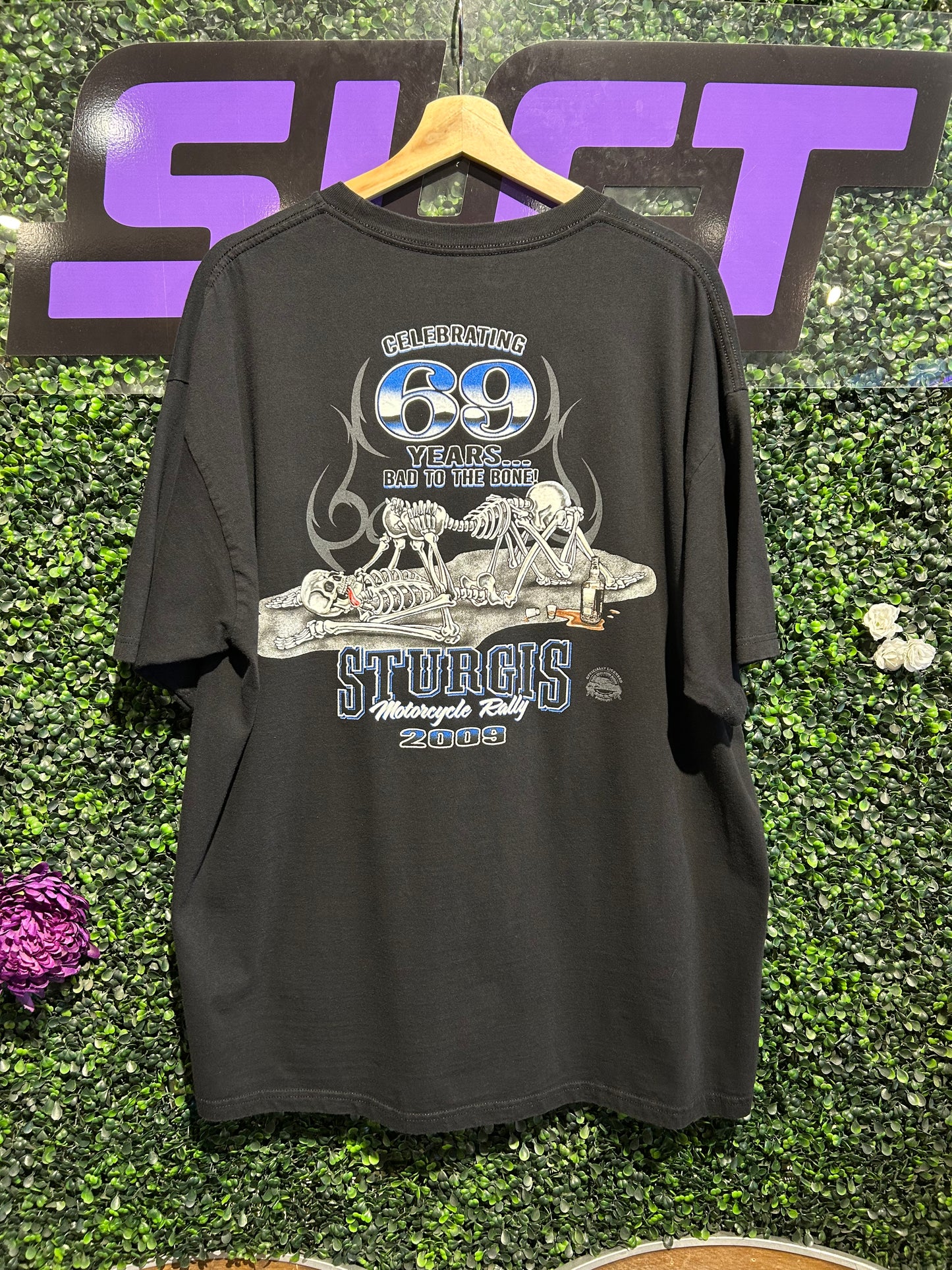 2009 Sturgis 69th Anniversary Bad To The Bone T-Shirt. Size XL