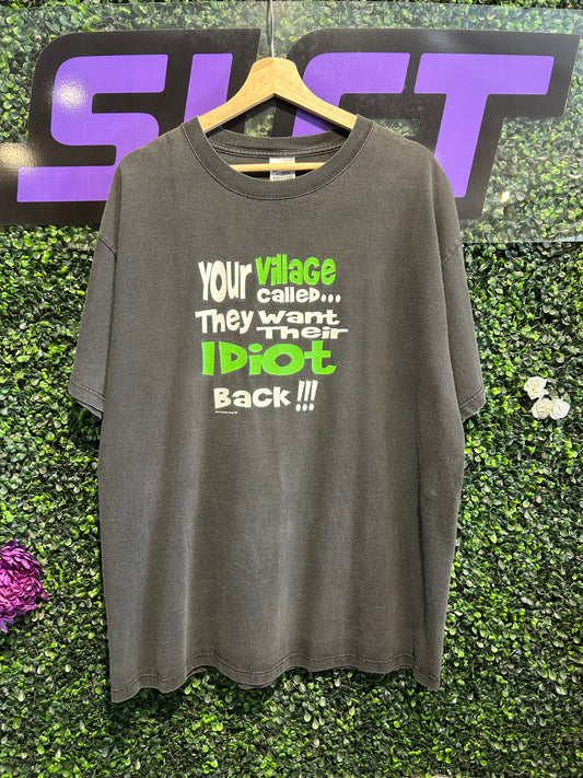 Vintage Village Idiot T-Shirt. Size XL