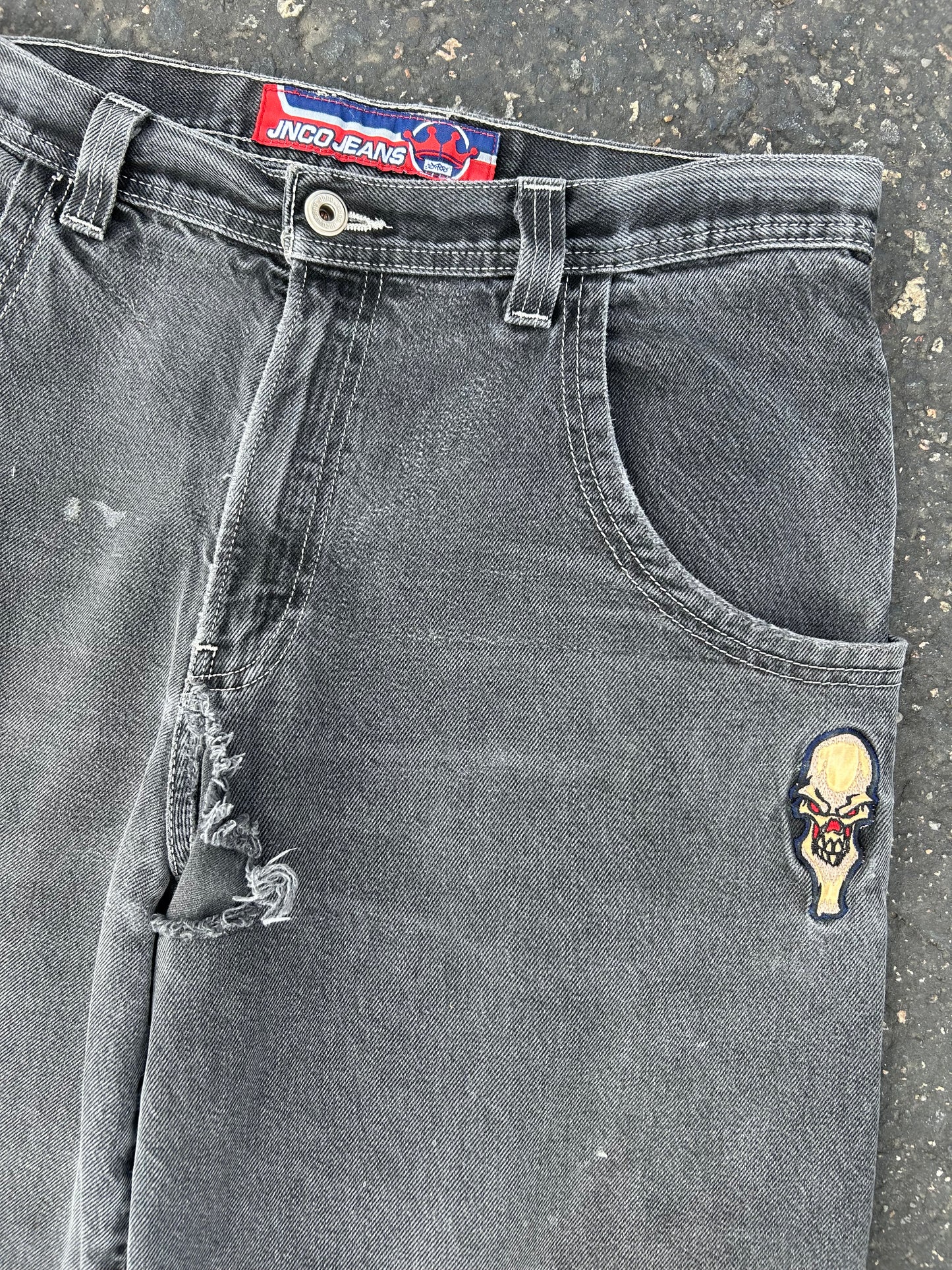 Vintage JNCO Triple Skull Pants. Size 35x28