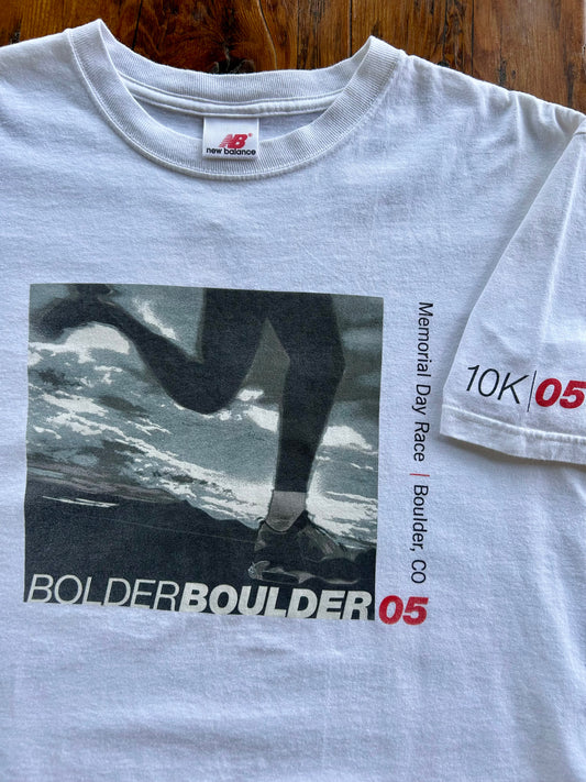 2005 Bolder Boulder New Balance T-Shirt. Size M/L
