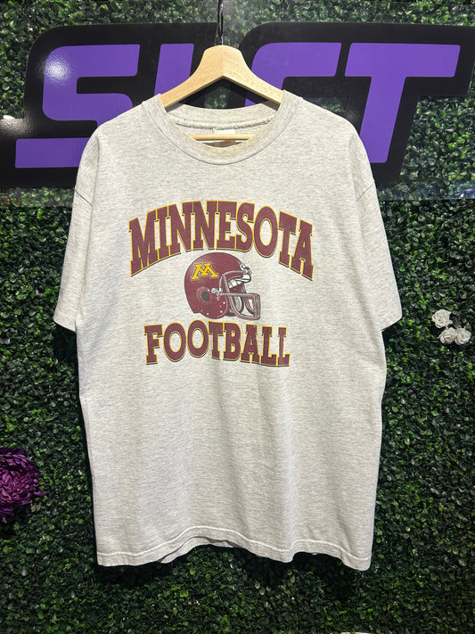 90s Minnesota Gophers Football T-Shirt. Size XL