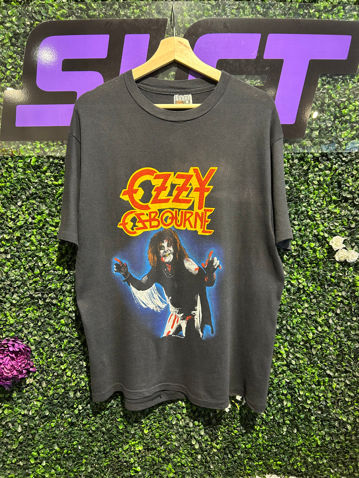 1981 Ozzy Osbourne Diary Of A Madman T-Shirt. Size Large
