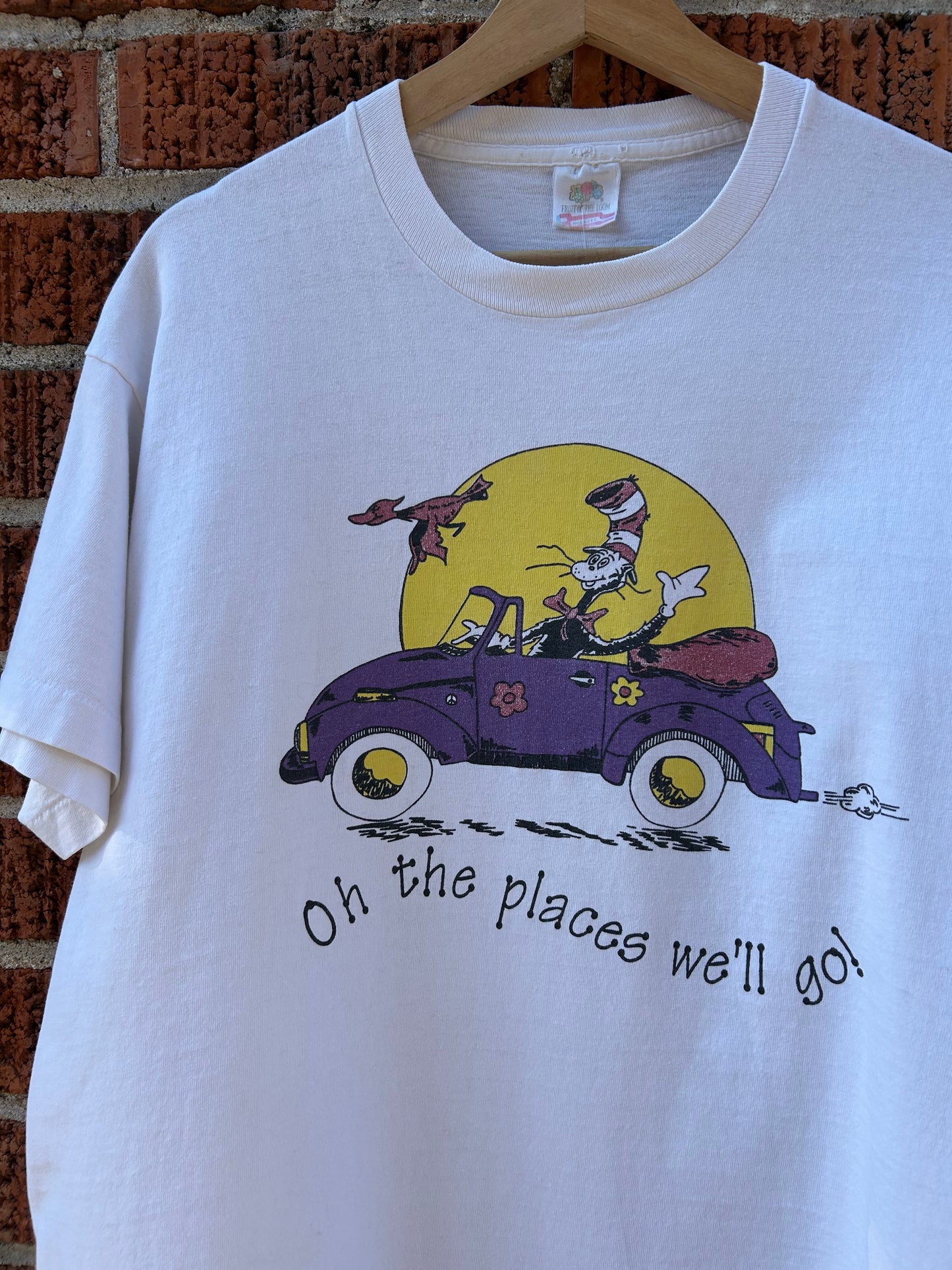 1995 Dr. Seuss Oh The Places We’ll Go College T-Shirt. Size Large