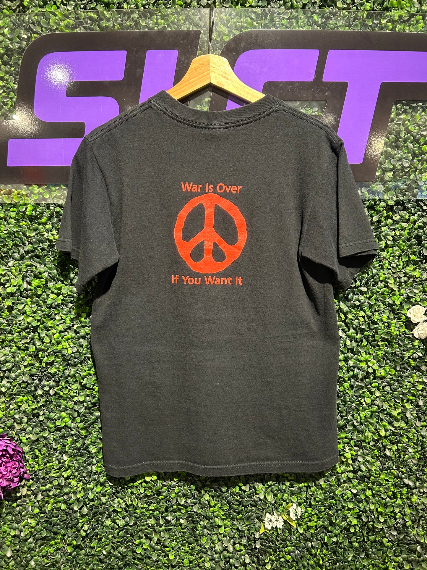 2004 John Lennon Imagine T-Shirt. Size S/M