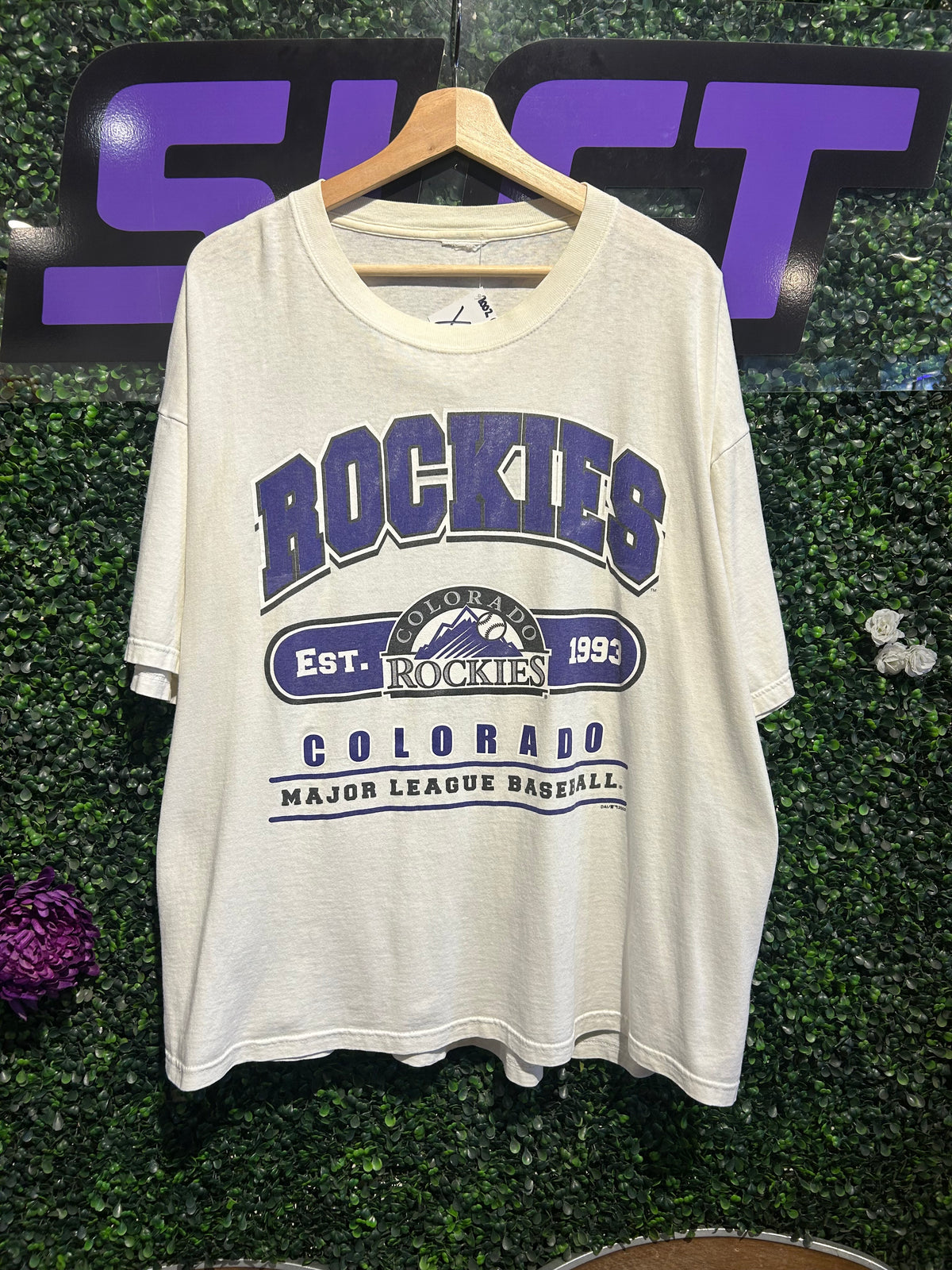 2002 Colorado Rockies T-Shirt. Size XXL