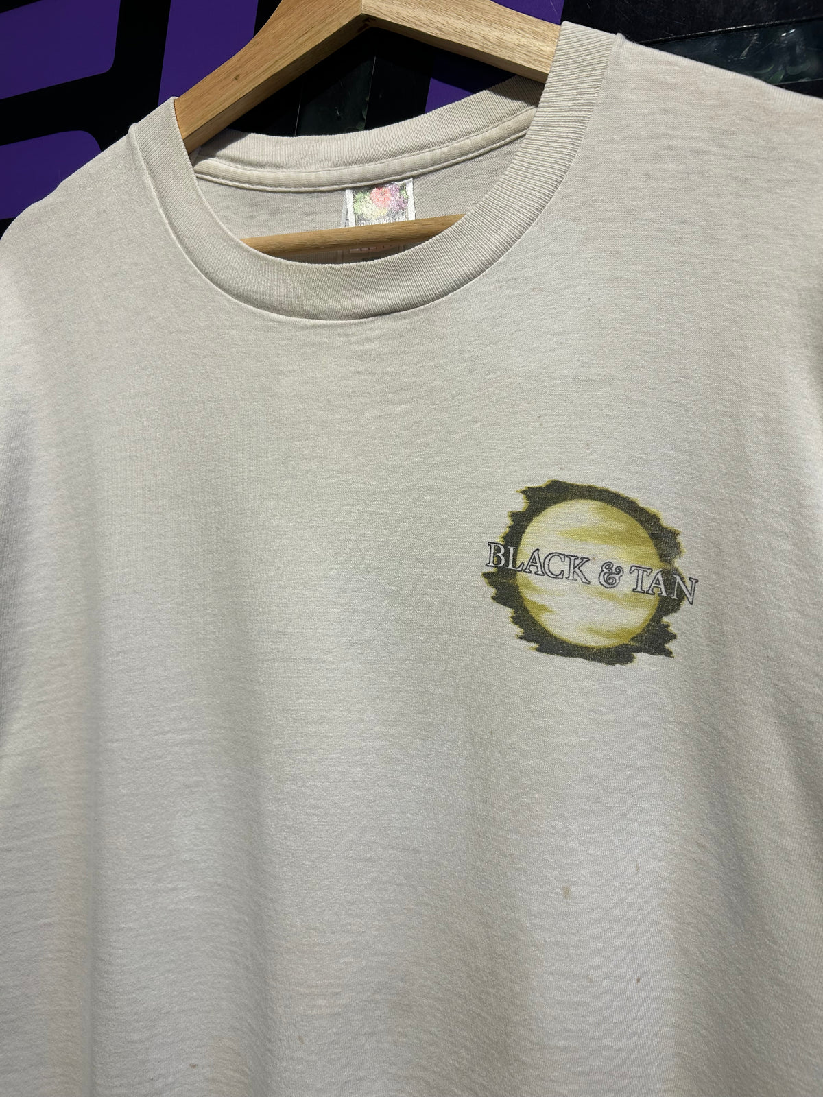 90s Guinness Black & Tan T-Shirt. Size XL