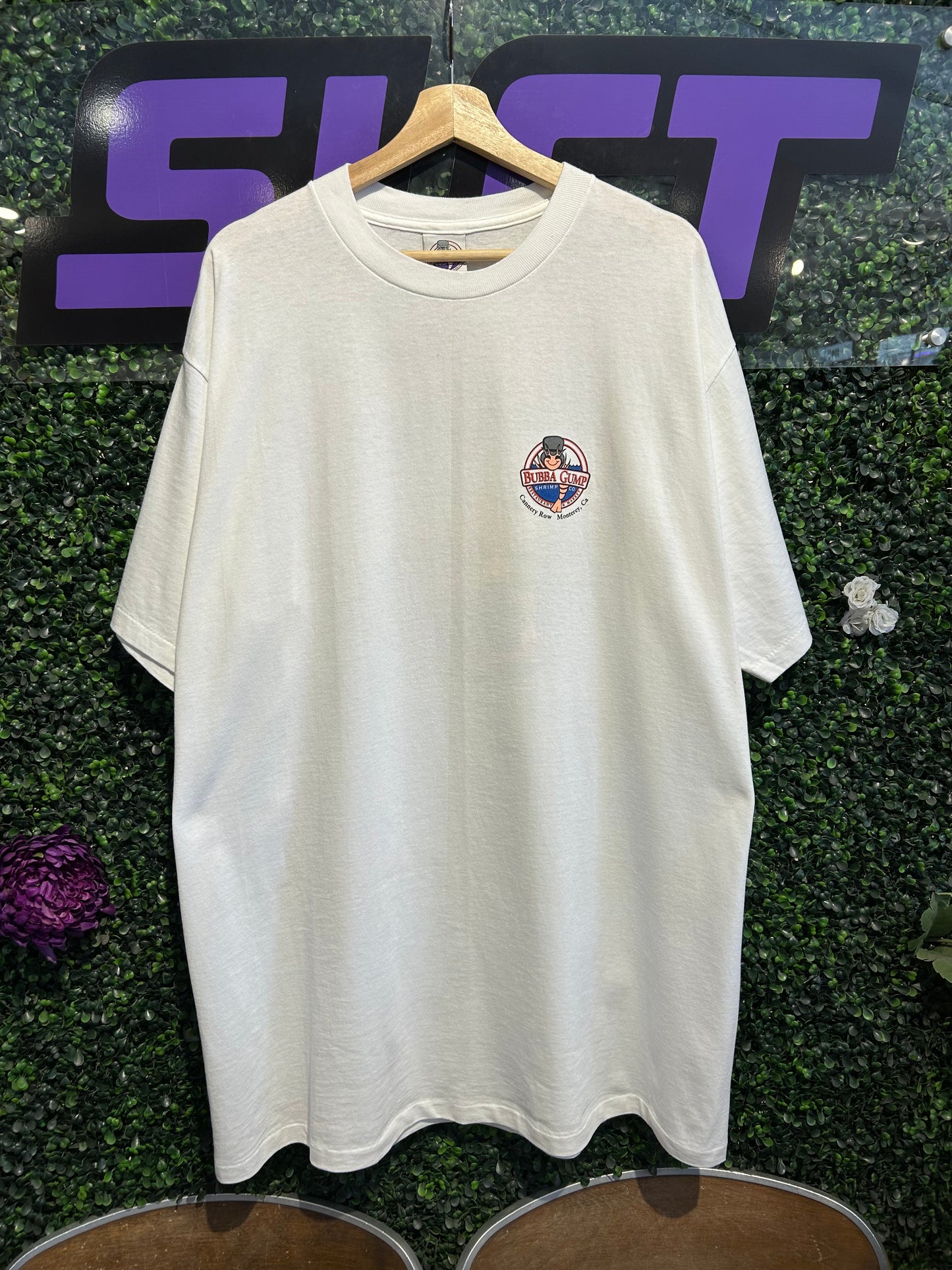 90s Bubba Gump Shrimp Bayou T-Shirt. Size XXL