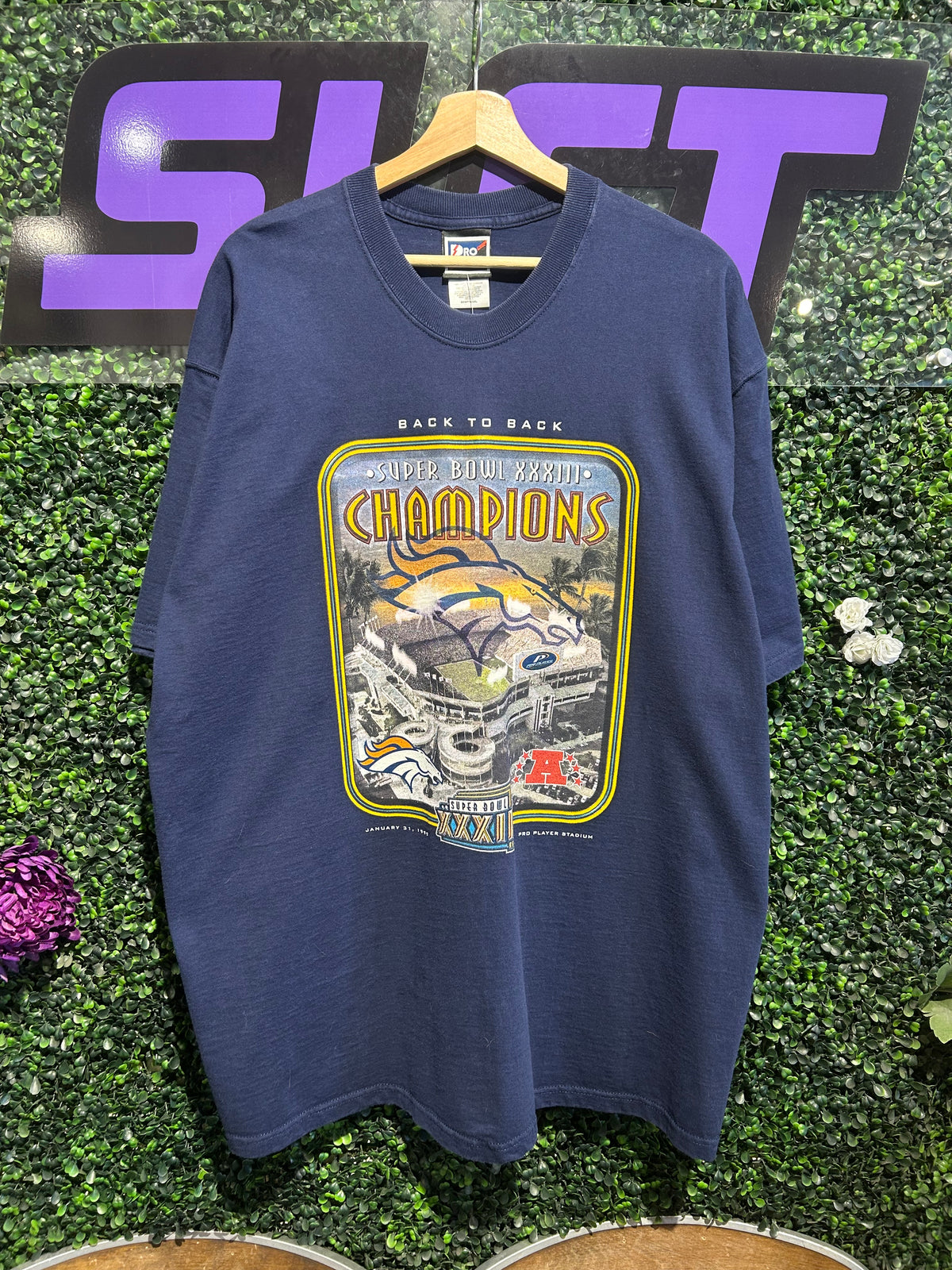 1999 Denver Broncos Back To Back Super Bowl T-Shirt. Size XXL