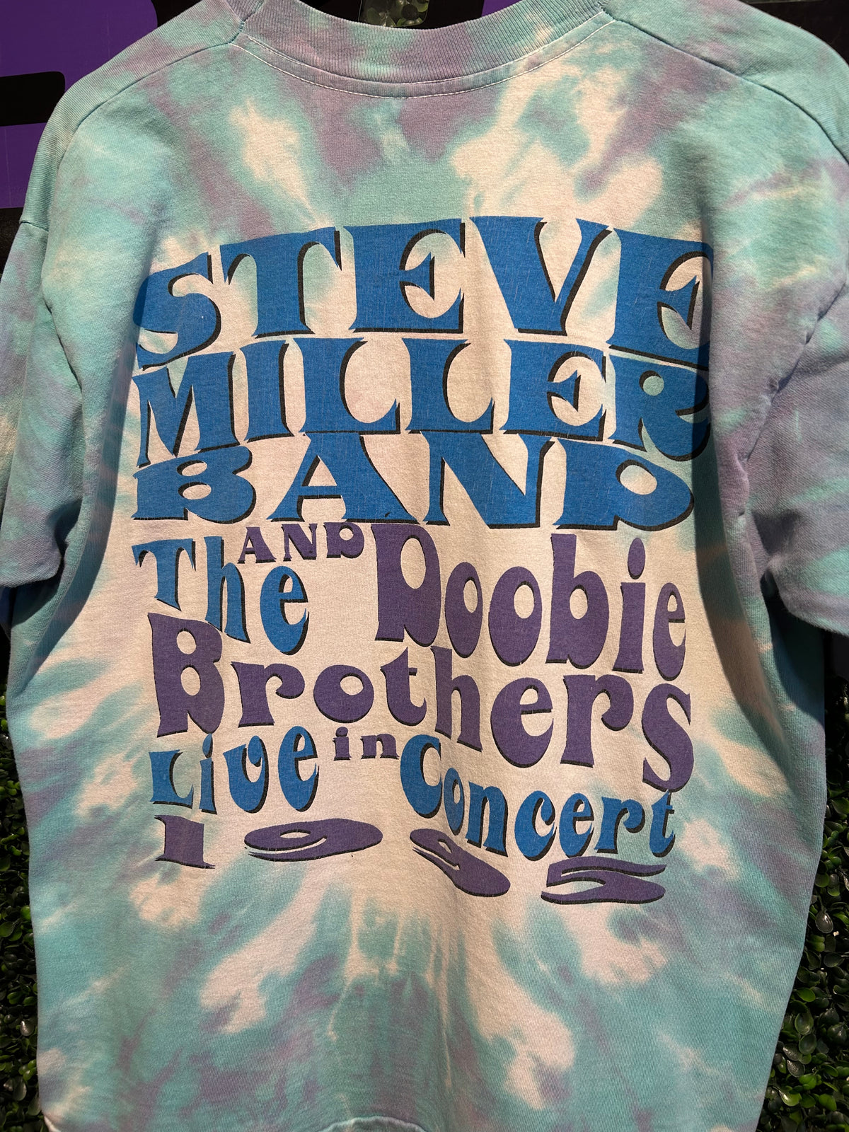 1995 Steve Miller Band & The Doobie Brothers Summer Tour Tie-Dye T-Shirt. Size M/L