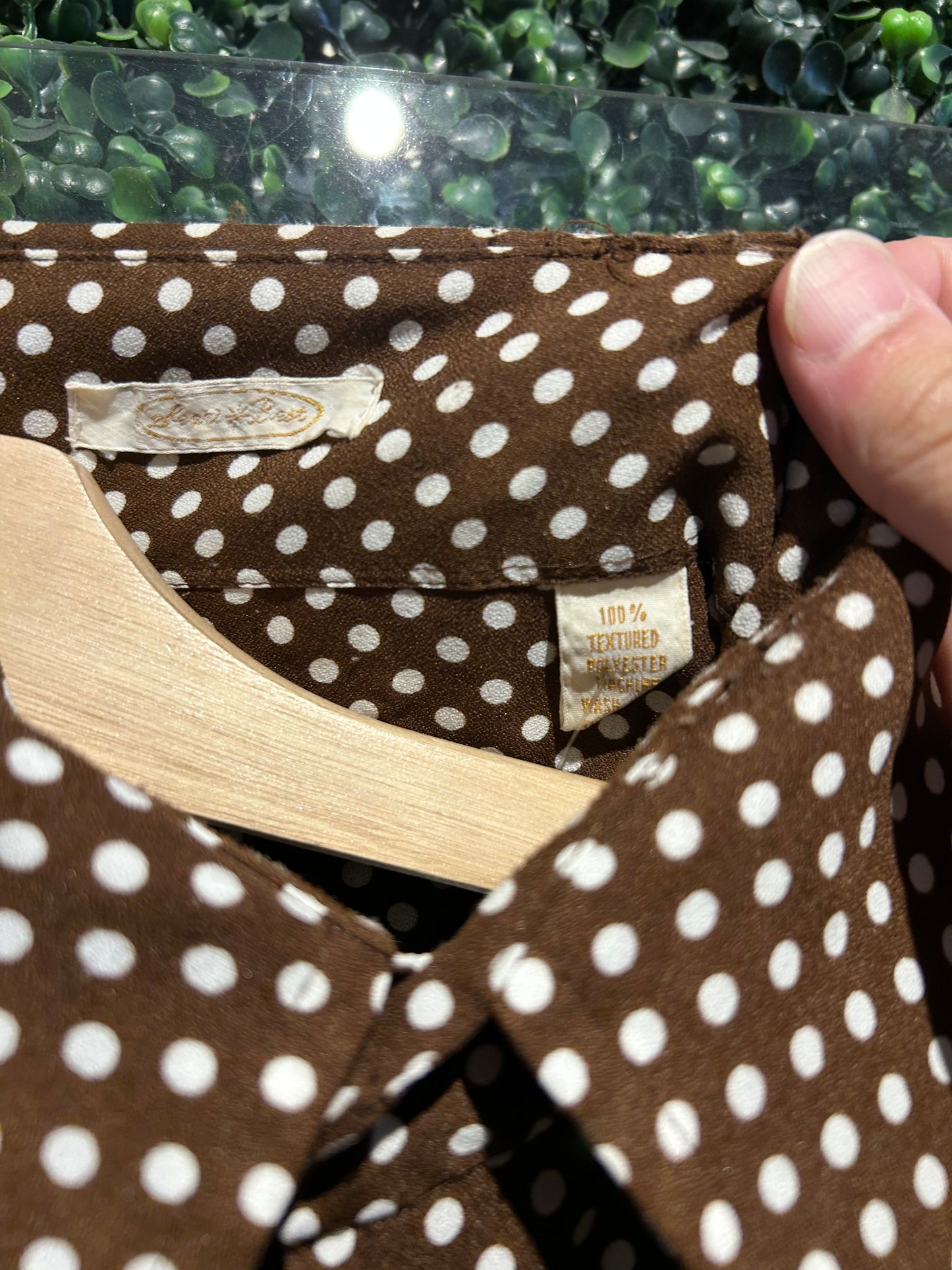 70s Sears Brown Polka Dot Button-Up Shirt. Size Large