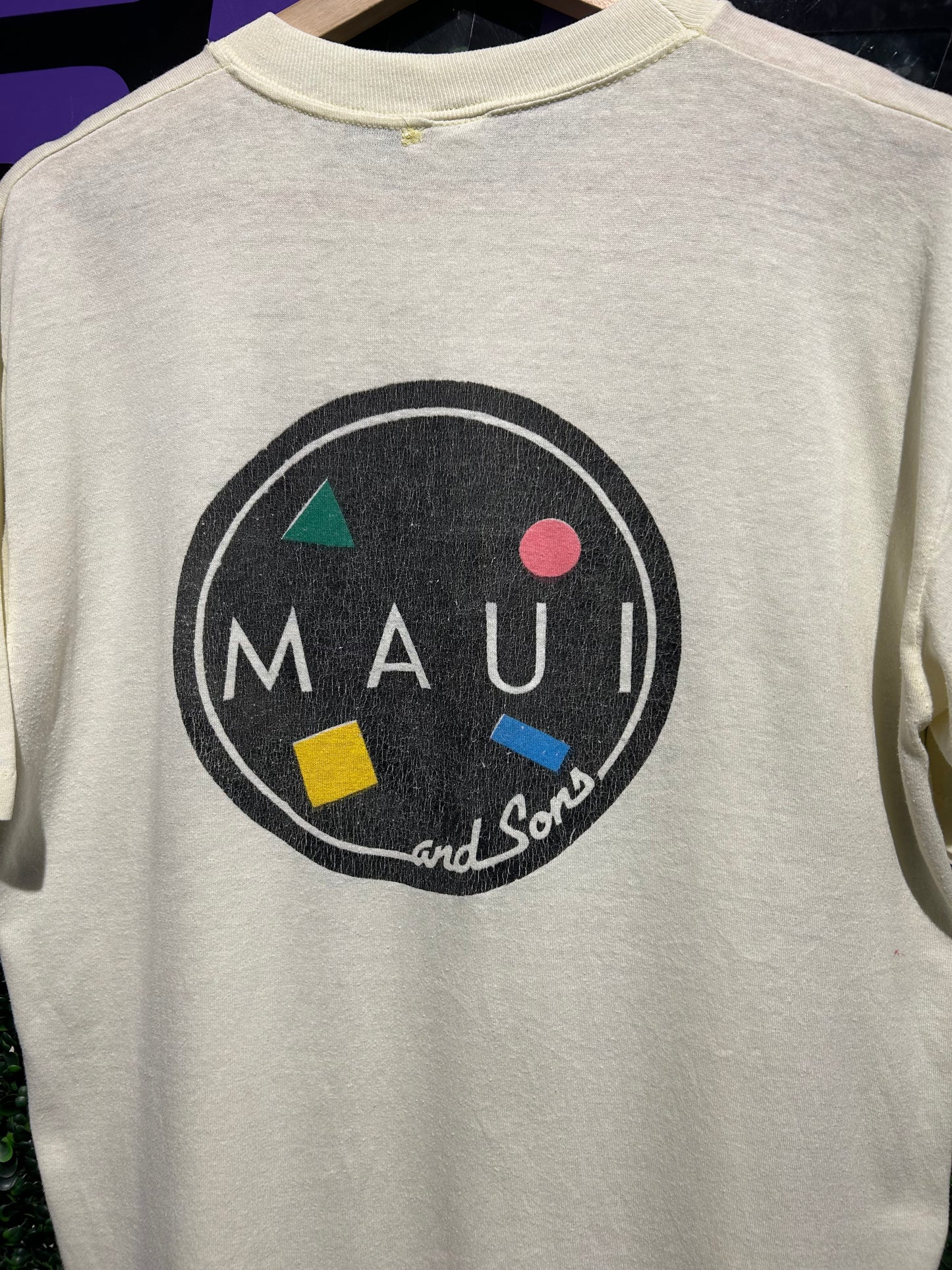 80s Maui And Sons T-Shirt. Size Large