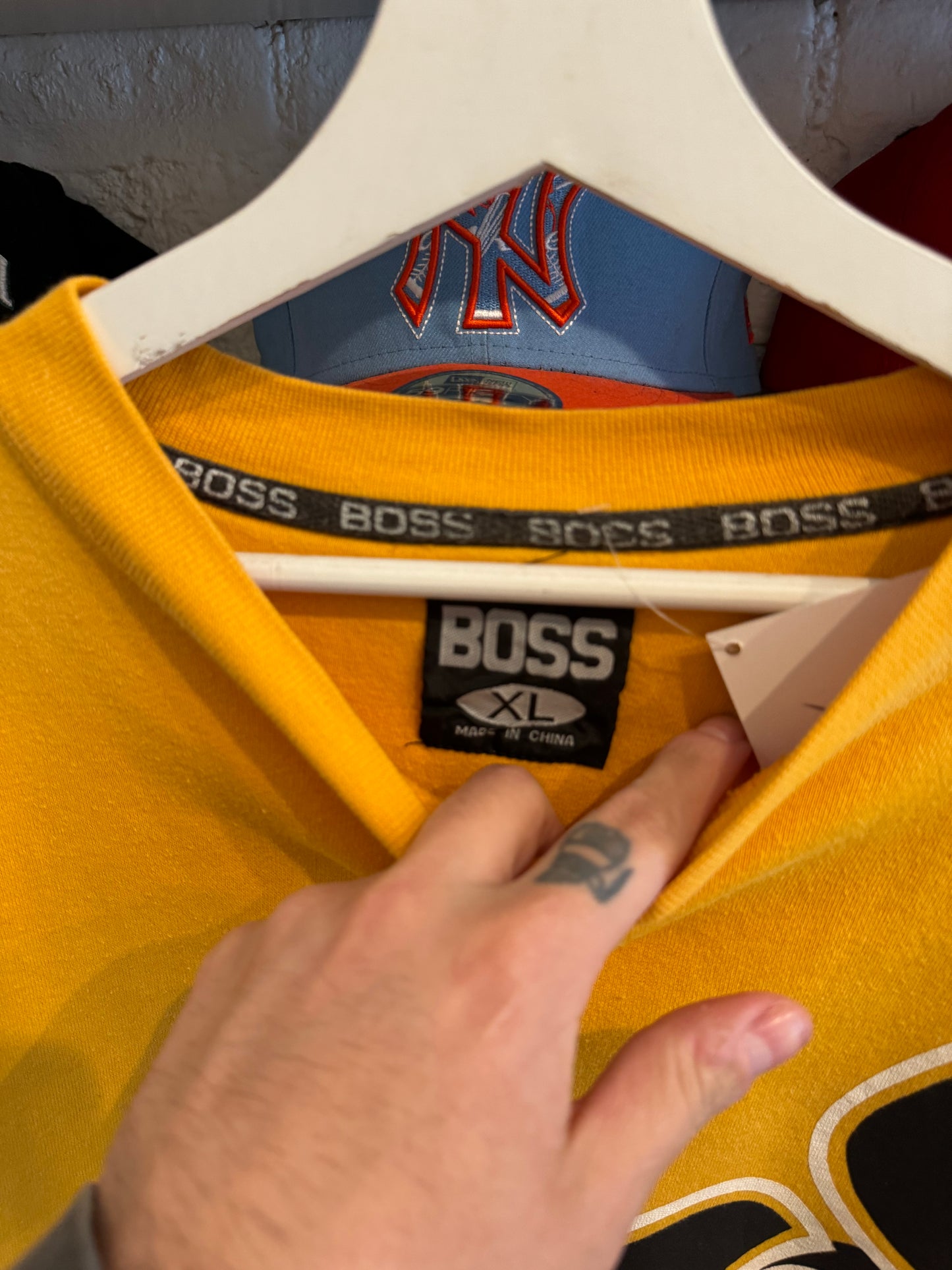 Boss Crewneck Size XL