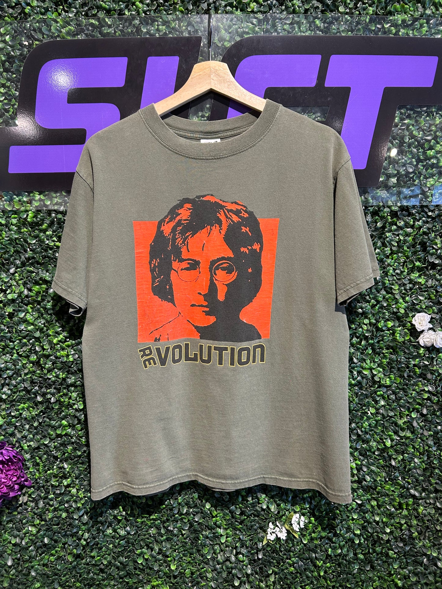 Vintage John Lennon Revolution T-Shirt. Size Medium