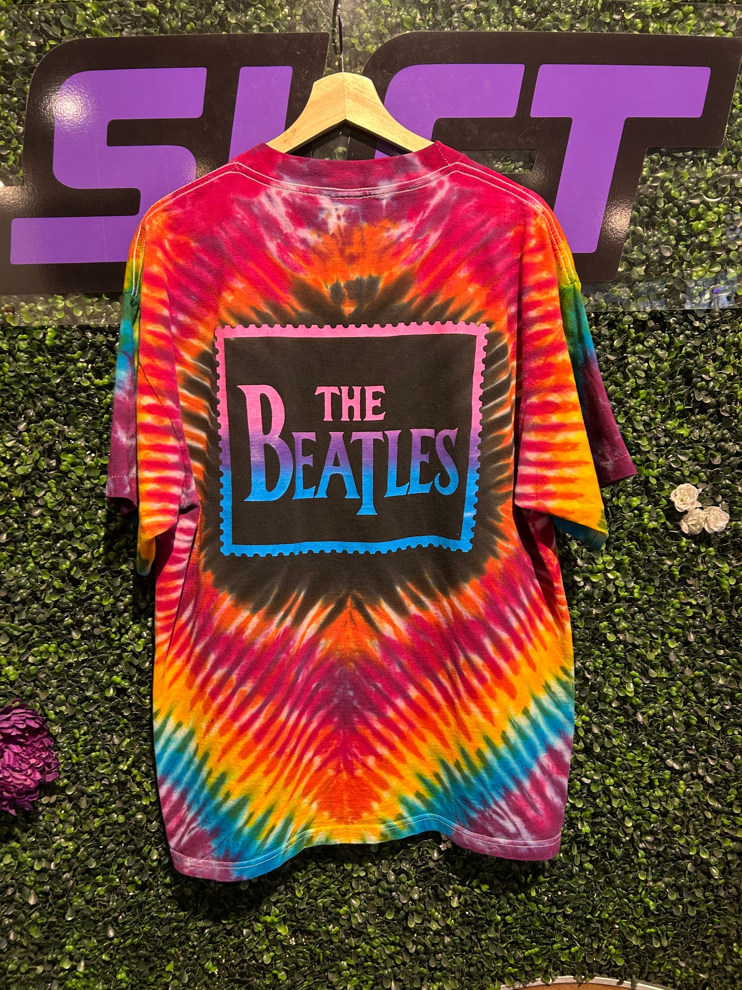 90s The Beatles Stamp Tie-Dye T-Shirt. Size XL