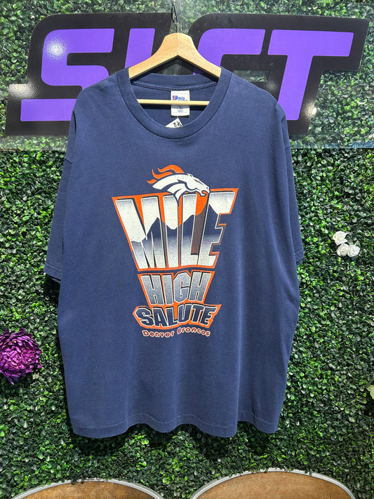 90s Denver Broncos Mile High Salute T-Shirt. Size XXL