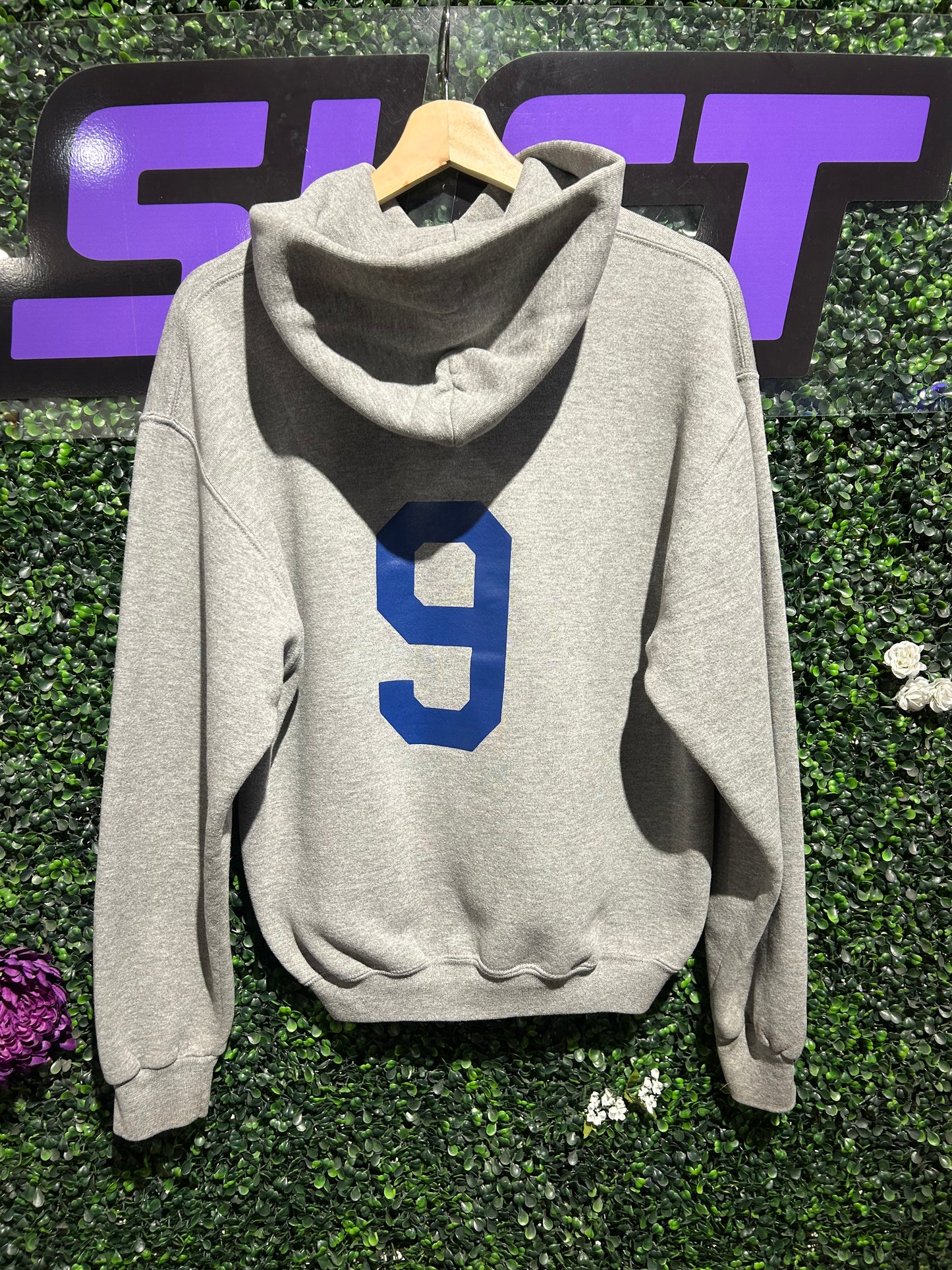 00s Madison GT-07 Russell Hoodie. Size Medium