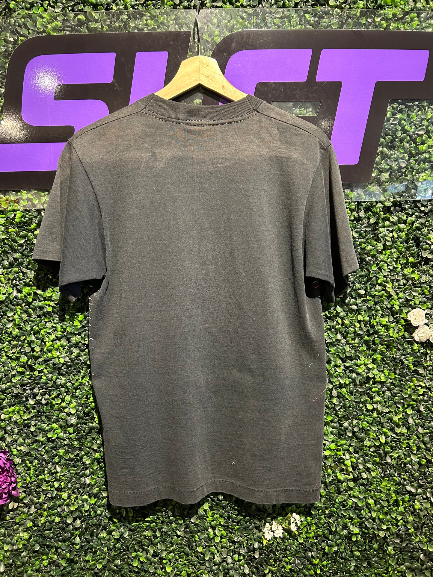 90s Faded Paint T-Shirt. Size Medium