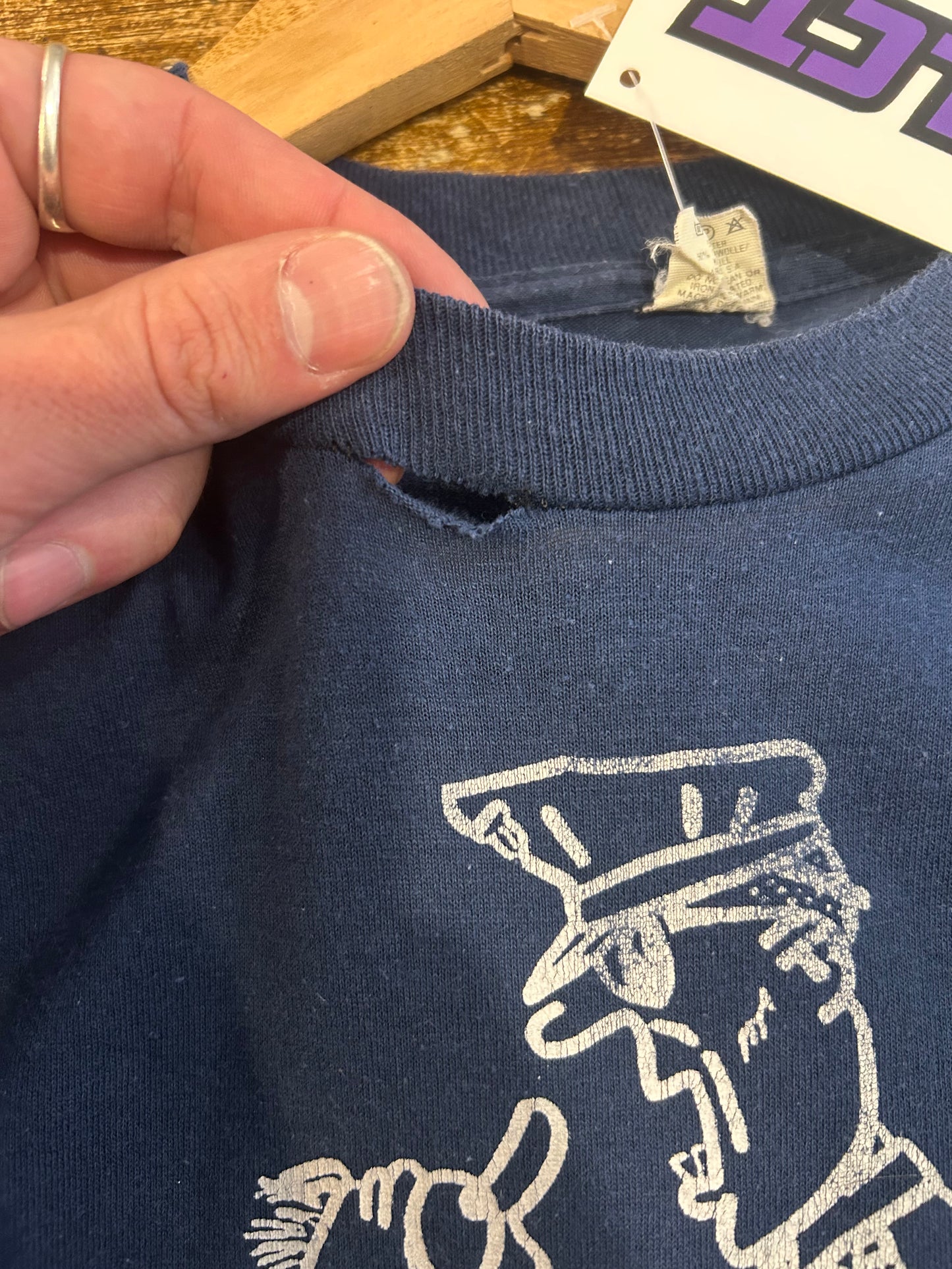 80s Flipping Off Cop T-Shirt. Size Medium