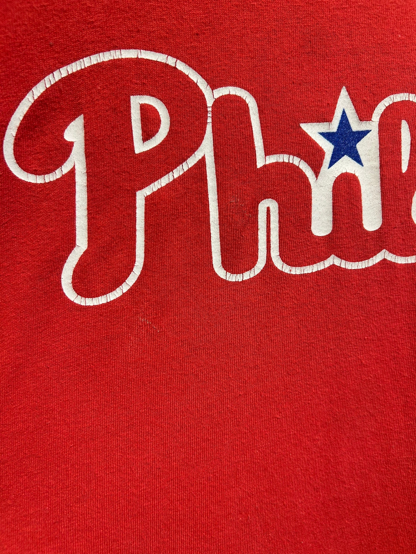 Vintage Philadelphia Phillies #25 Jim Thome T-Shirt. Size M/L