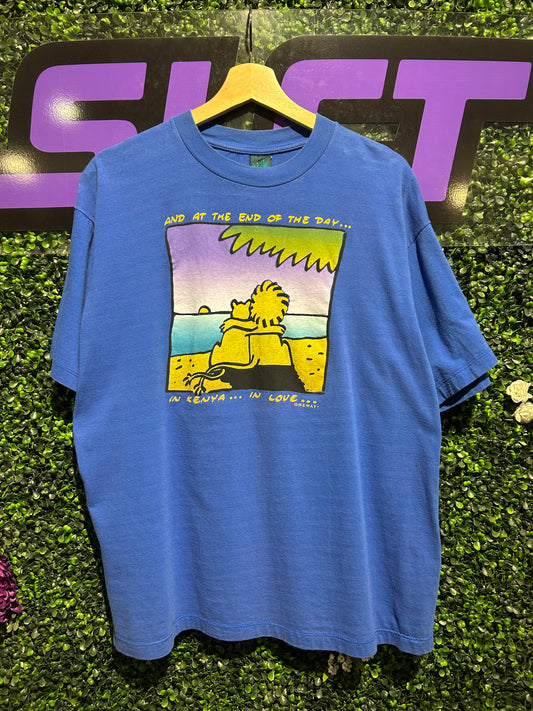 Vintage In Kenya In Love Lion T-Shirt. Size Large