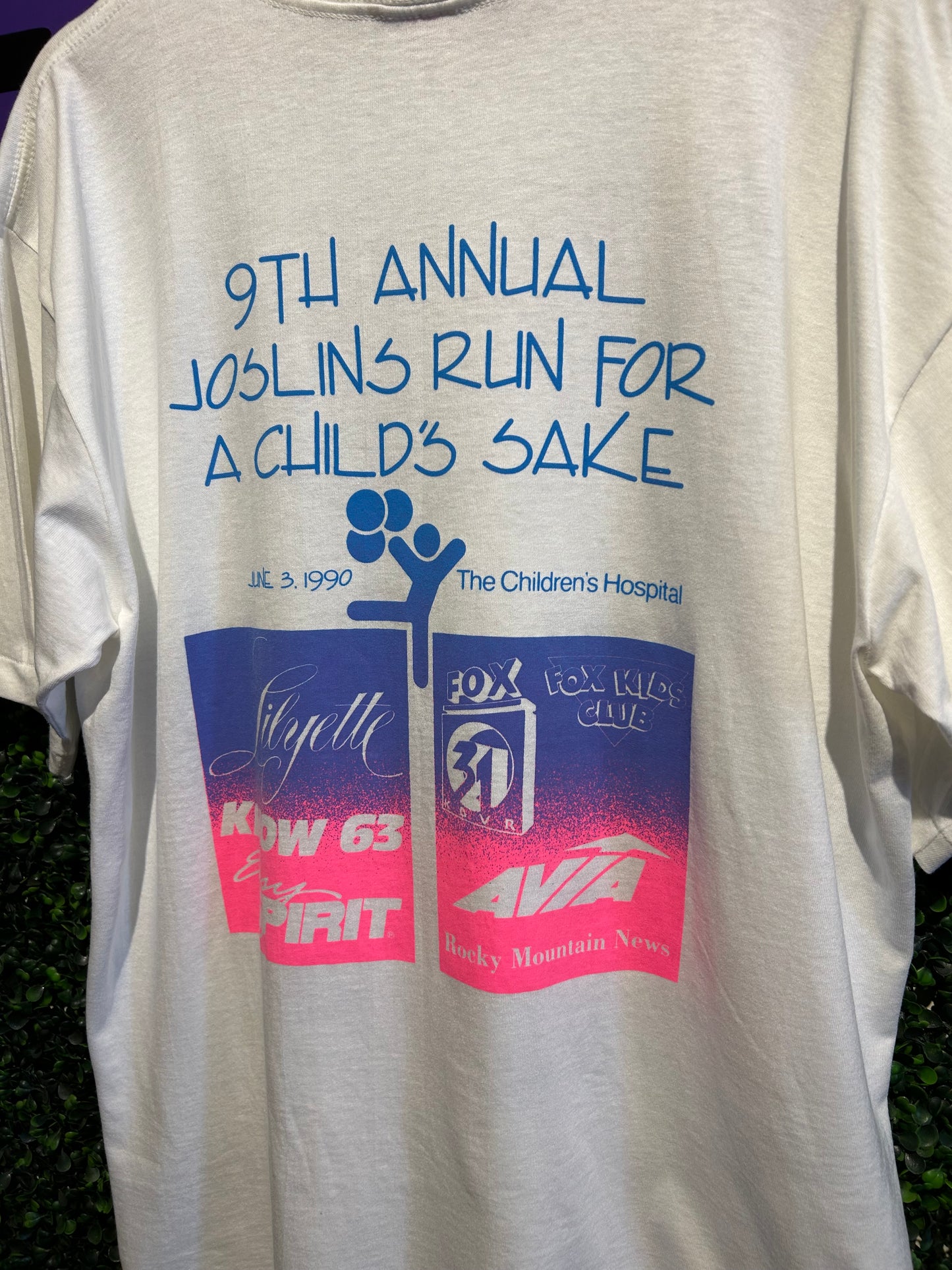 1990 Joslins Run For A Childs Sake T-Shirt. Size Large