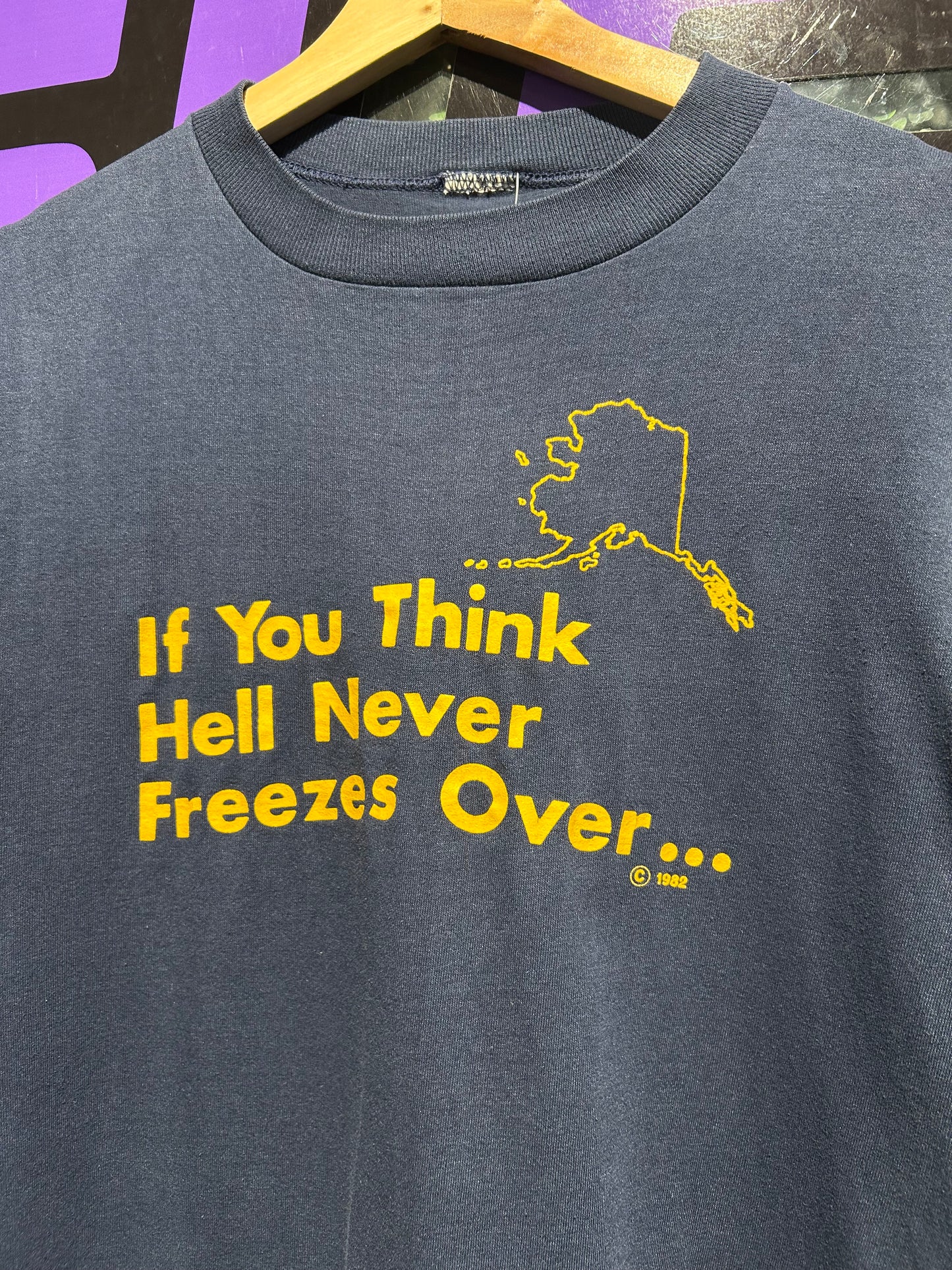 1982 Prudhoe Bay Alaska Hell Never Freezes Over LS Shirt. Size Small