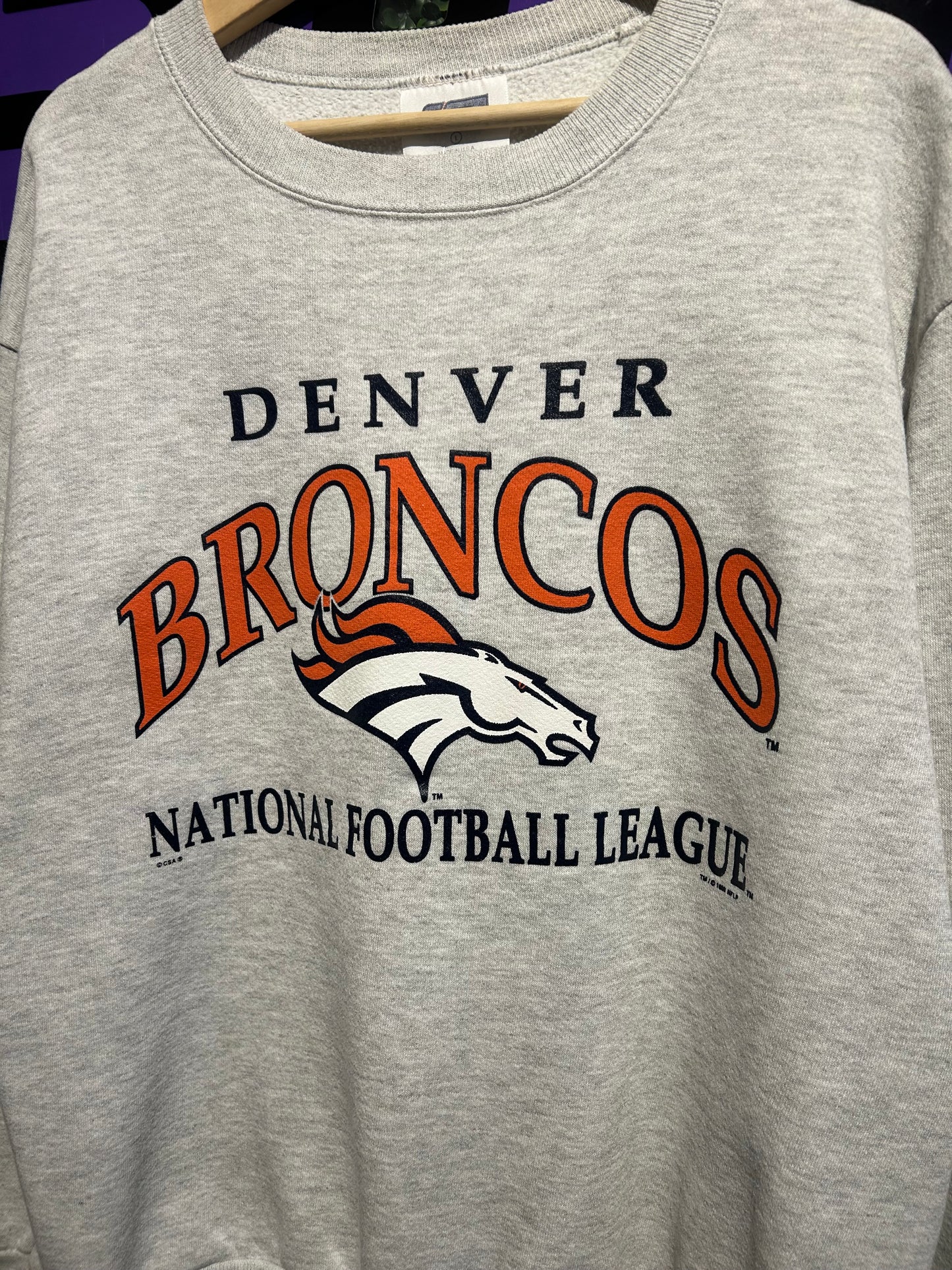 1998 Denver Broncos Crewneck. Size Large