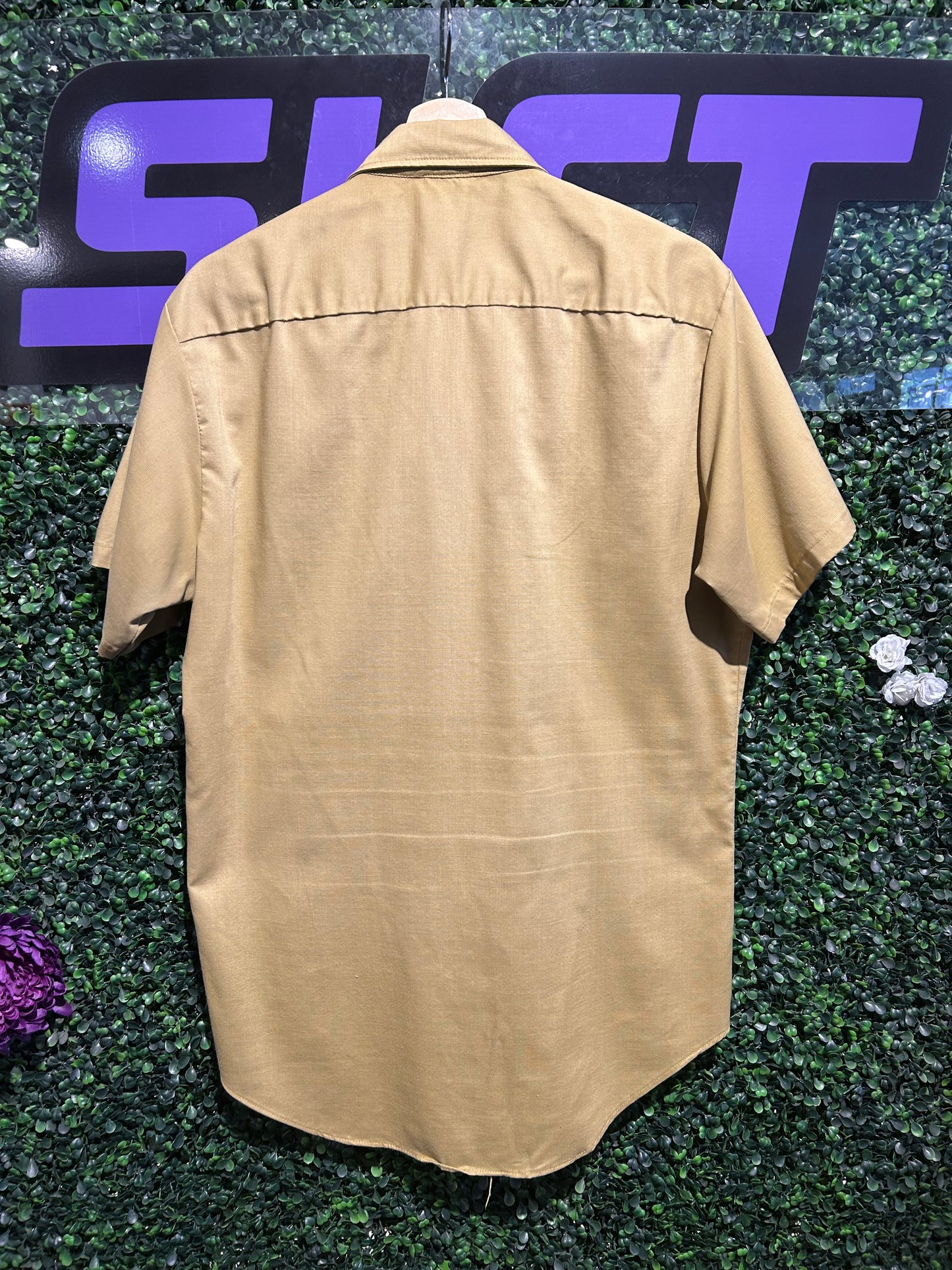 70s Big Mac Button-Up Shirt. Size Large