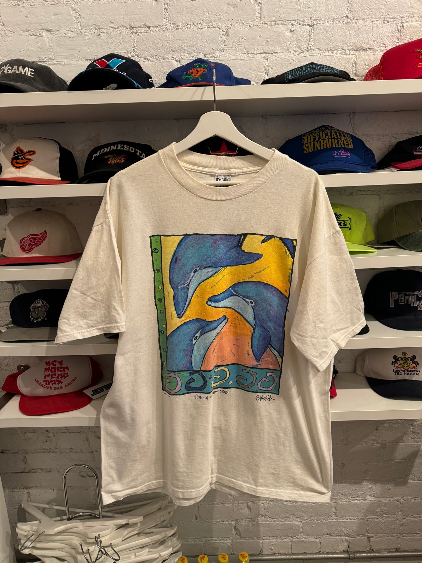 Vintage Art Dolphin T-Shirt Size XL