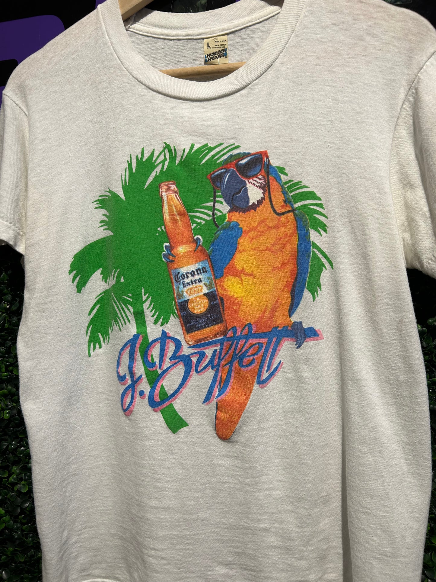1986 Jimmy Buffett And The Coral Reef Band Tour T-Shirt. Size Medium