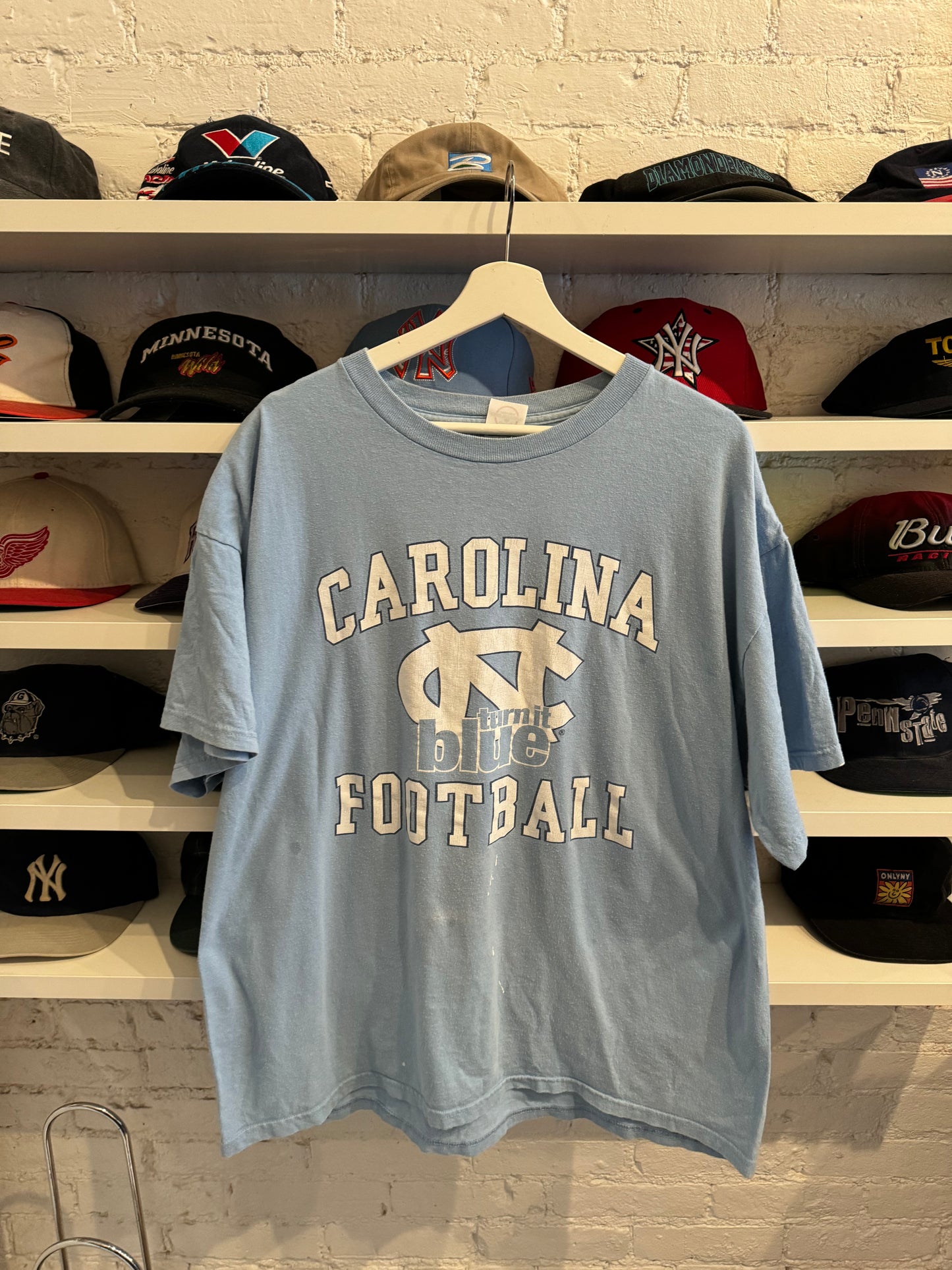 North Carolina Football T-Shirt Size XL