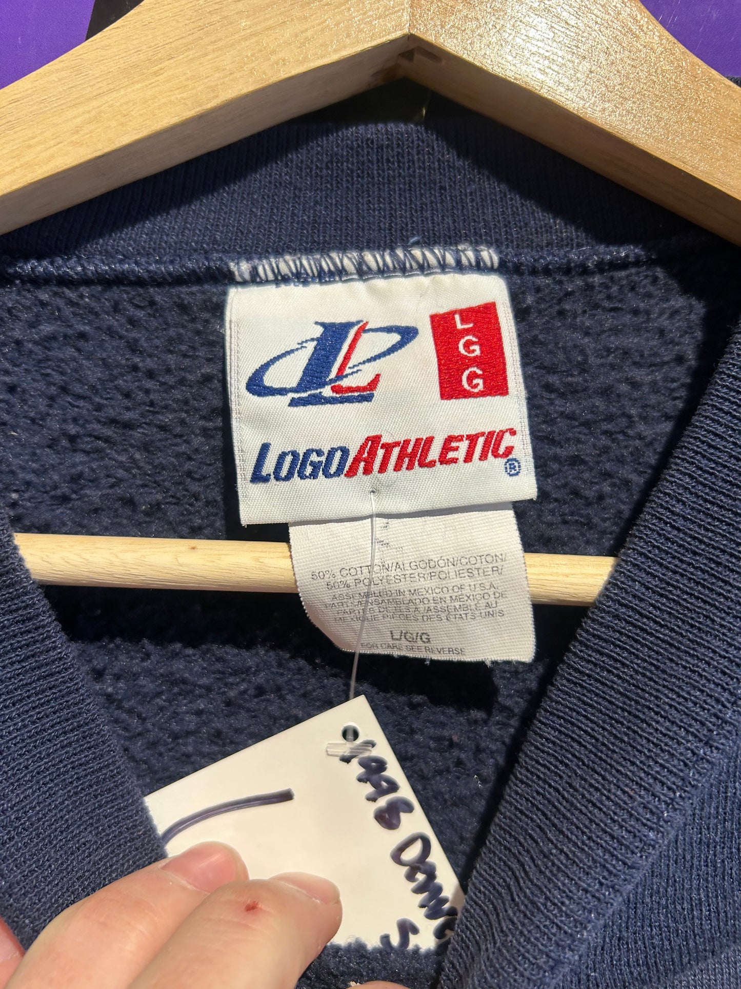 1998 Denver Broncos Super Bowl Embroidered Crewneck. Size Large