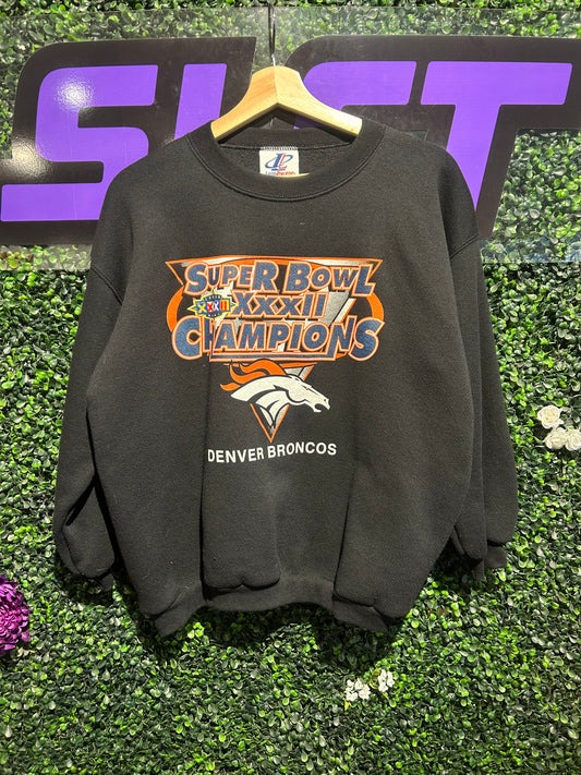 1998 Denver Broncos Super Bowl Champions Crewneck. Size S/M